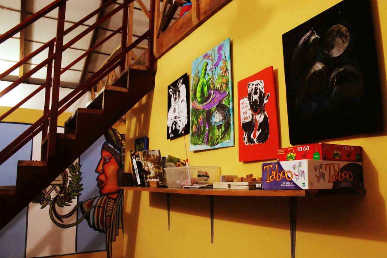 פלורס Ciao Cacao Hostel & Vegan Cafe מראה חיצוני תמונה