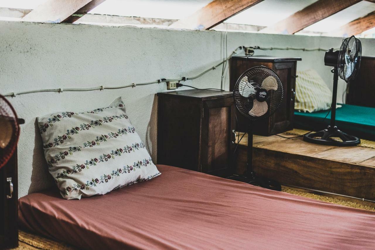 פלורס Ciao Cacao Hostel & Vegan Cafe מראה חיצוני תמונה